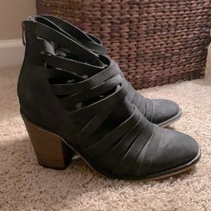 FREE PEOPLE black block heel